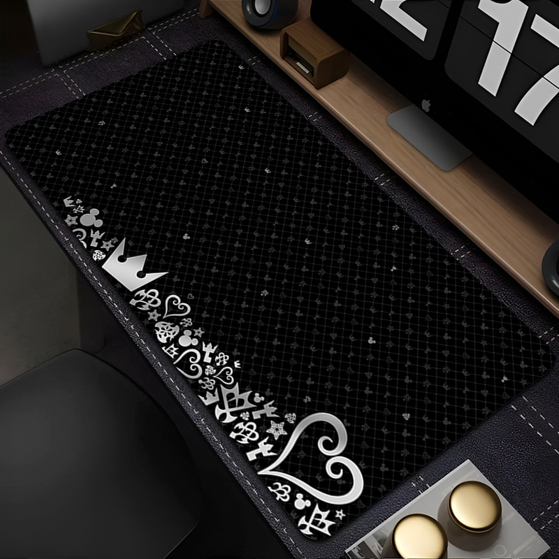 Black And White Anime Desktop  - Gaming Accessories White 评论和价格
